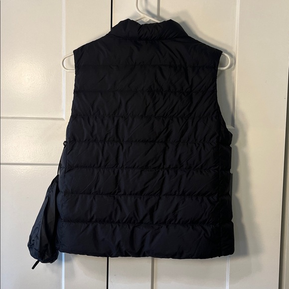 Black Ultra Light Down Vest - Picture 5 of 5